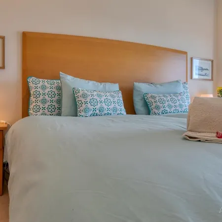 Pe Na Areia Da Rocha Apartment